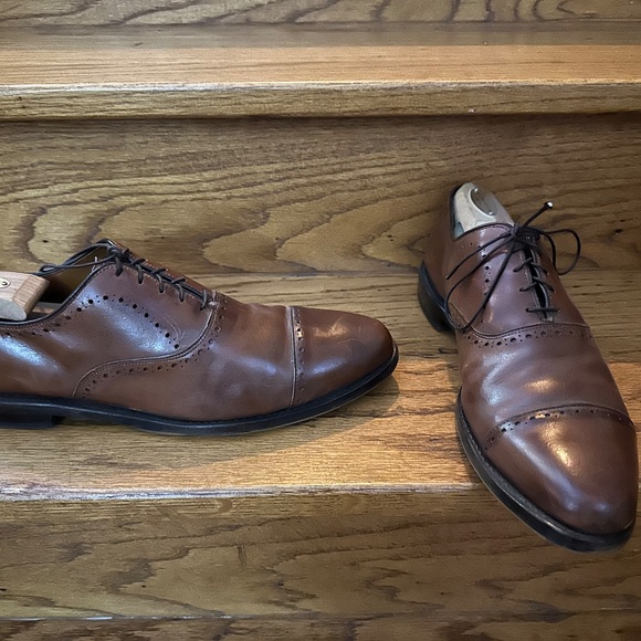 ALLEN EDMONDS Strand Captoe Oxford (Walnut Brown). Size 11D. - Picture 1 of 1